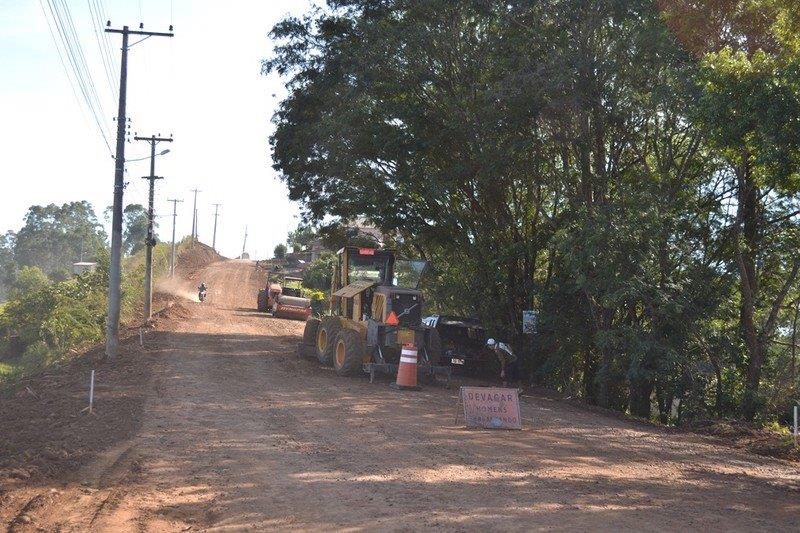 Ato de retomada das obras na ERS 528 1